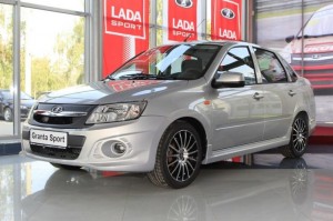 VAZ Lada Granta Sport pic 24781 300x199 Заряженная Lada Granta стала дороже на 16 000 рублей